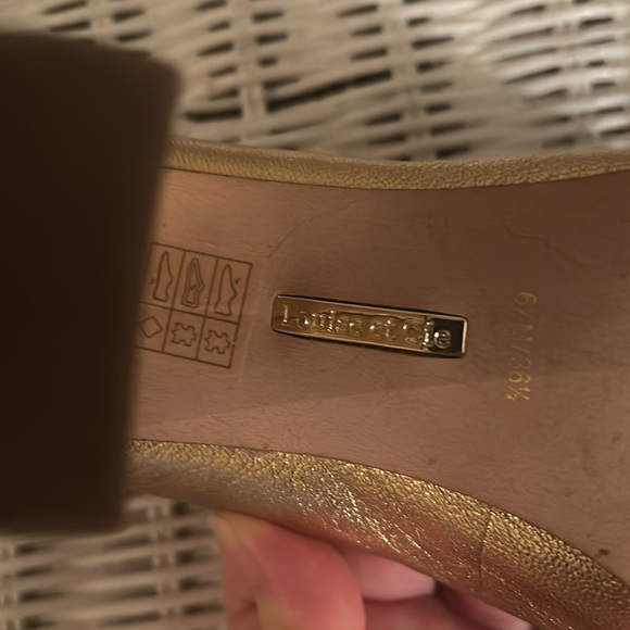 Louise et Cie Metallic Gold Leather Round Toed Heels Size 6.5 - Picture 15 of 16